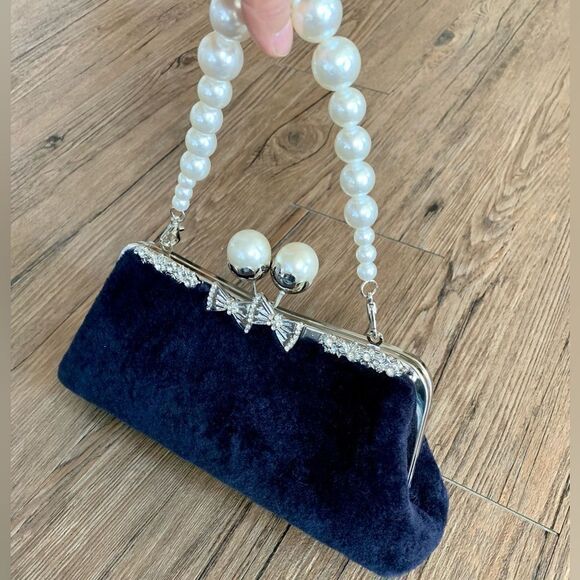 Handmade Real Shearling Pearl Kisslock Clutch/Wristlet/Evening Bag/Crossbody - Picture 10 of 16